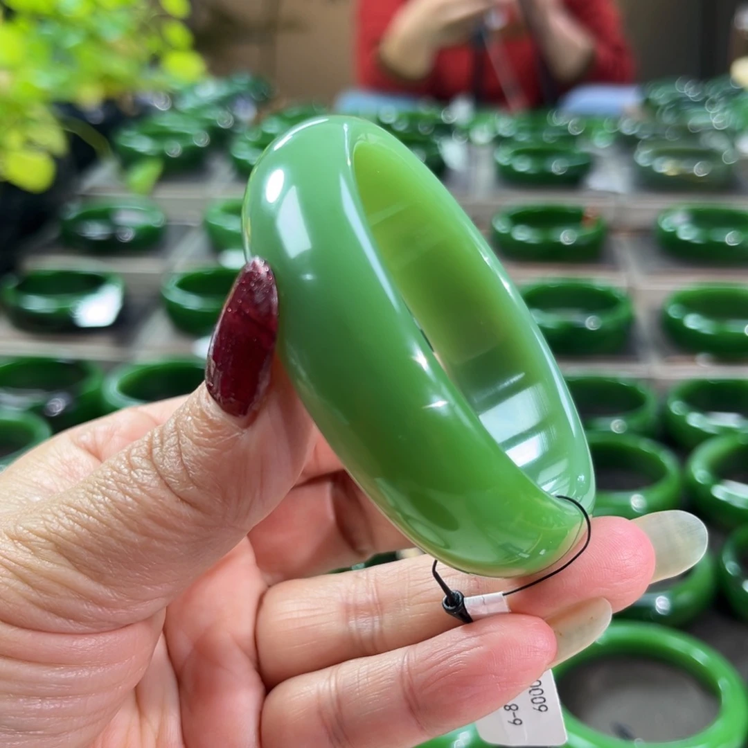 未镶嵌手镯和田玉（碧玉）清*