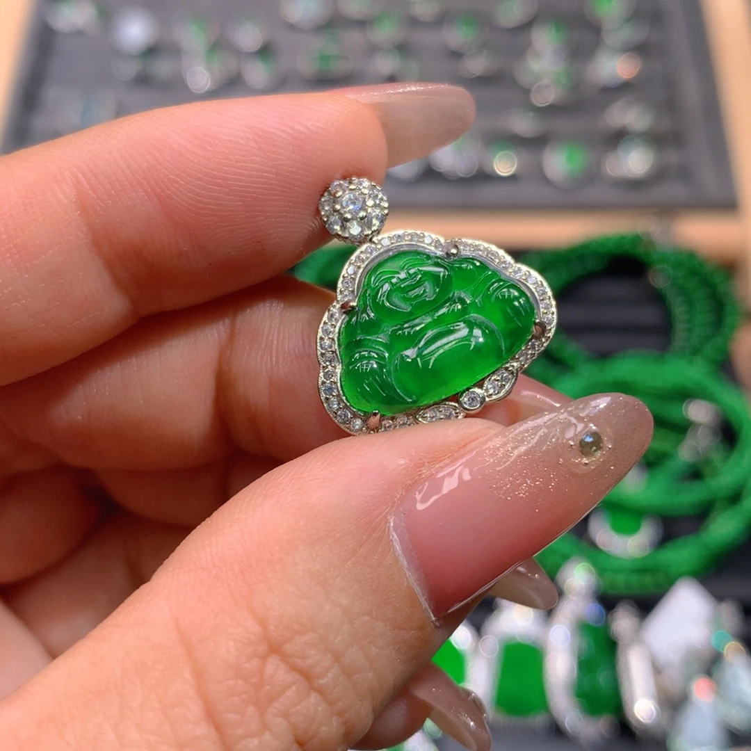 翡翠耳饰未镶嵌天然