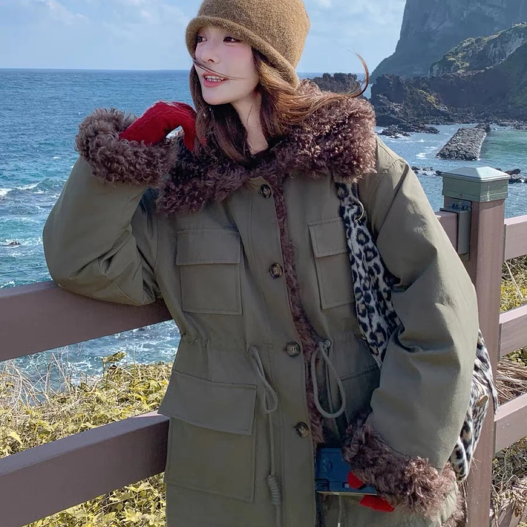 2836#新款大翻领抽绳中长款羽绒服