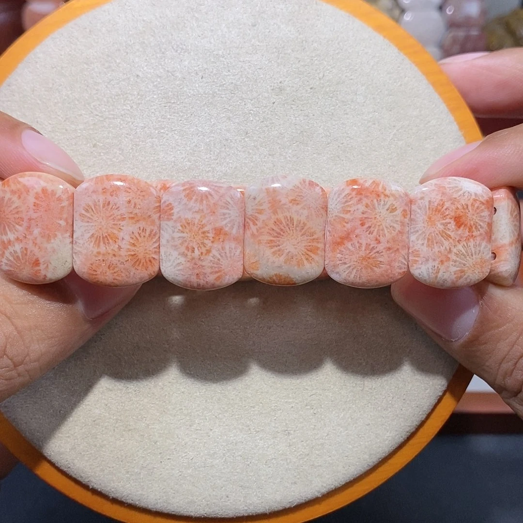 硅化珊瑚（珊瑚玉）手串未镶嵌粉大花37