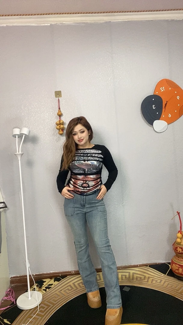 620牛仔裤女秋冬款新款直筒裤高腰显瘦拖地裤时尚修身