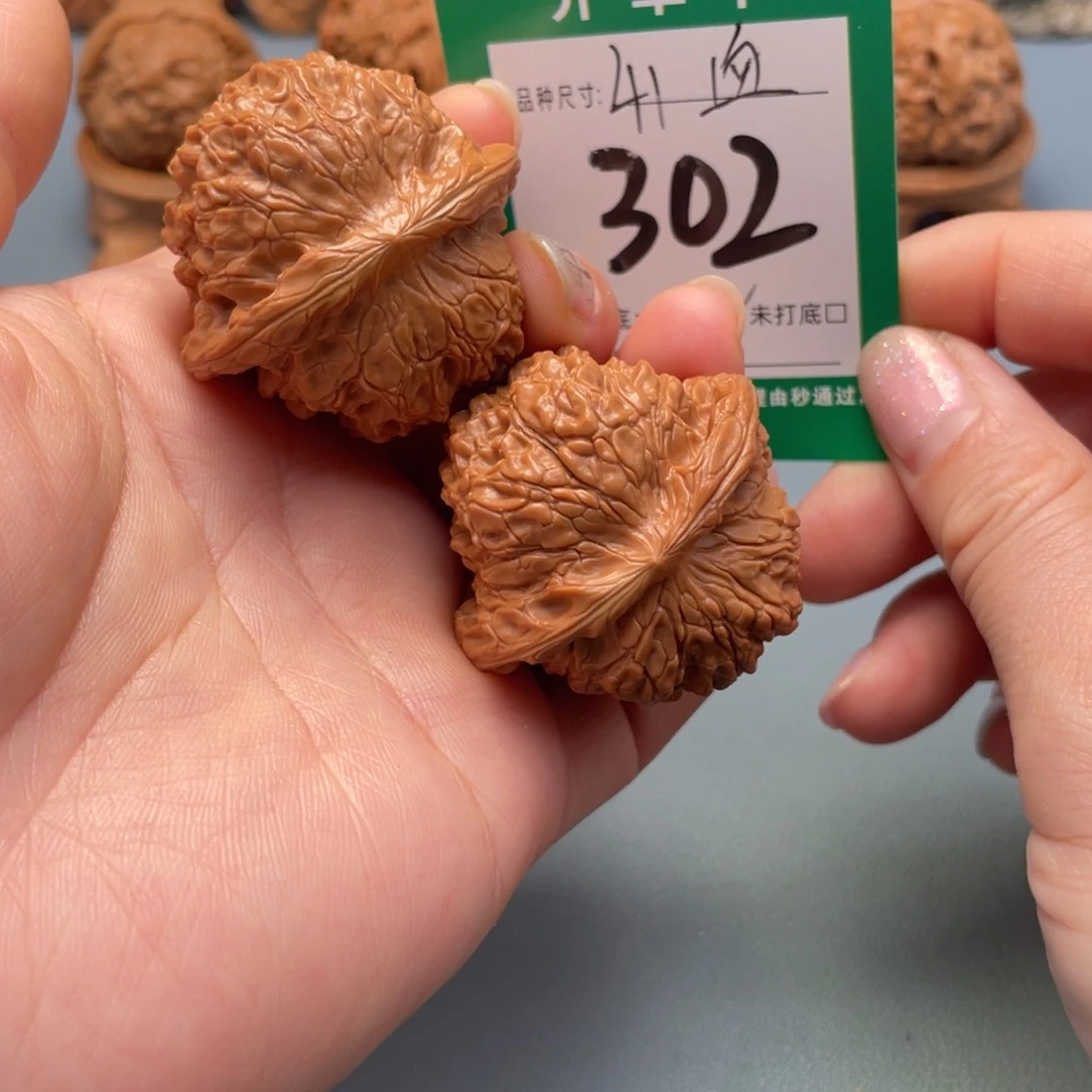 吊坠桃核文玩核桃