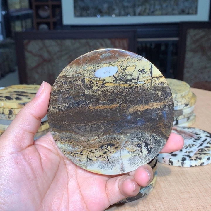 ，广西国画石摆件，收藏观赏