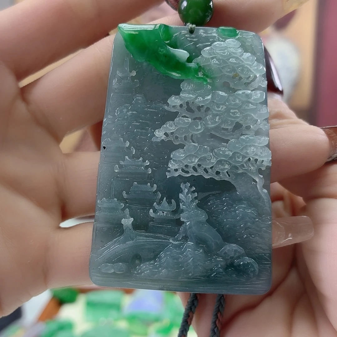 翡翠未镶嵌颈饰翡翠