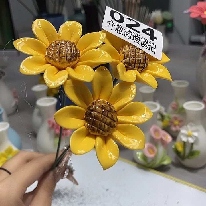 陶瓷纯手工捏花设计