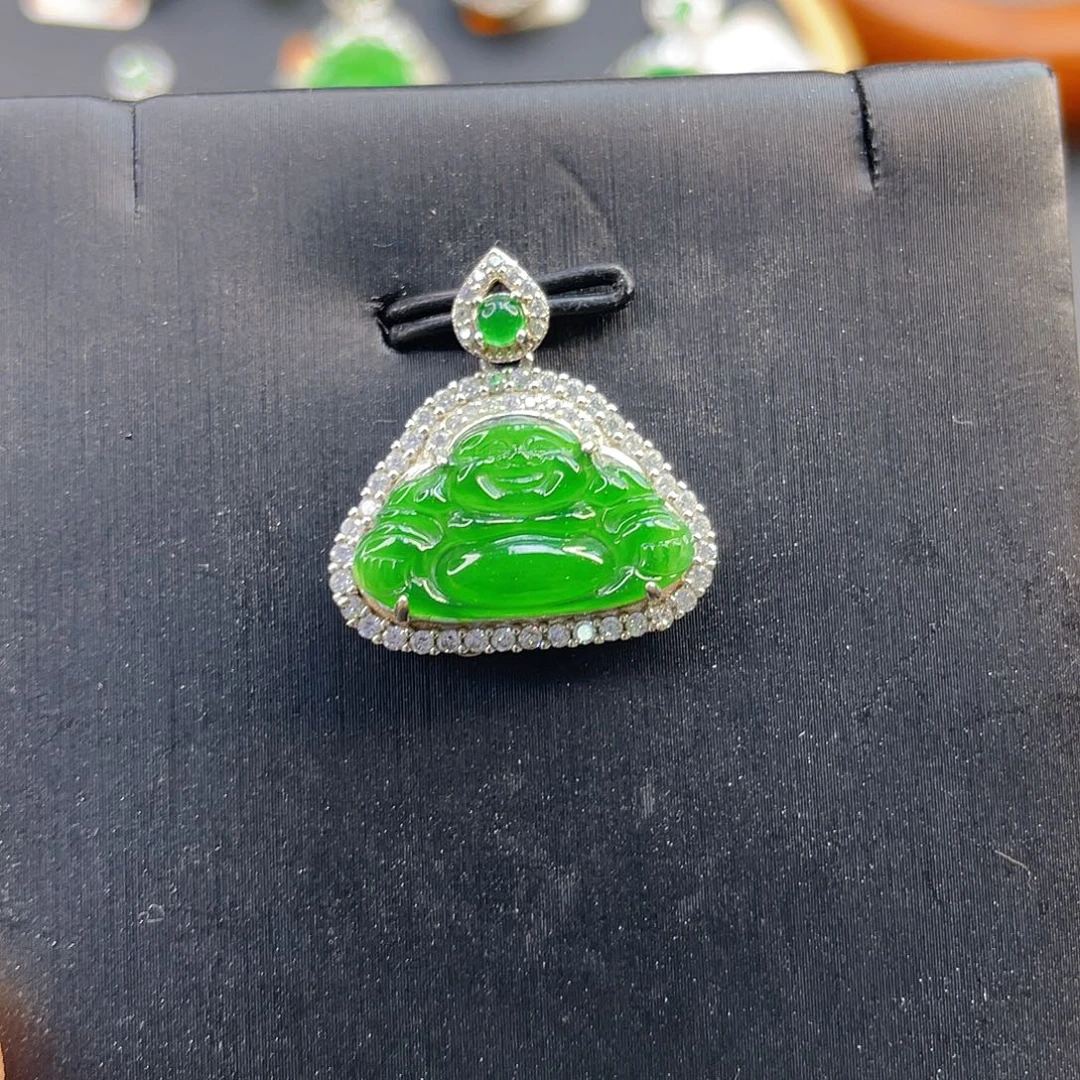 颈饰银S925镶嵌翡翠