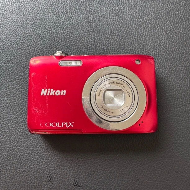 95新 Nikon/尼康 尼康s2600 新店开业批发价功能正常配件齐全