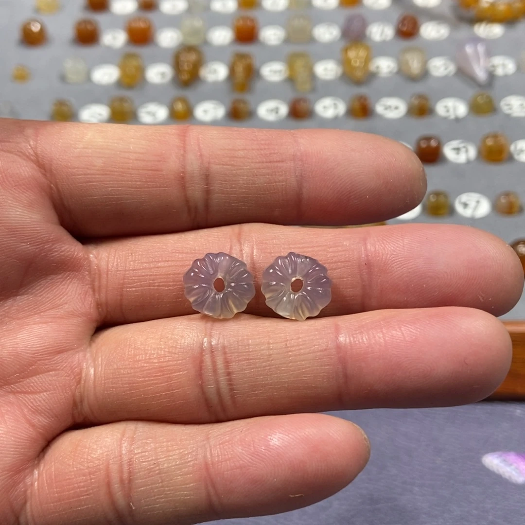 乐***i玛瑙/玉髓合金颈饰花