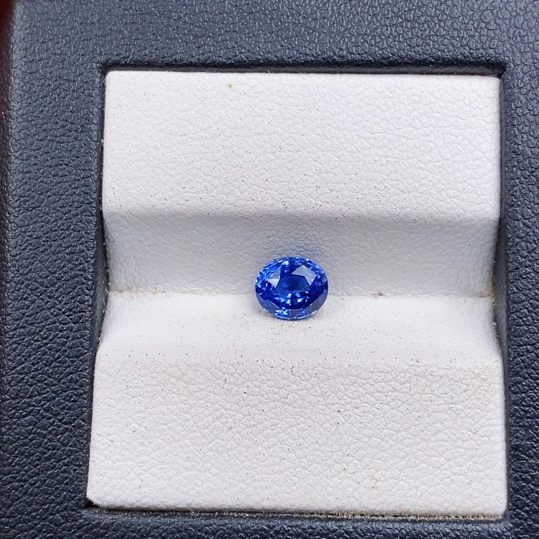 蓝宝石裸石1.06ct天然