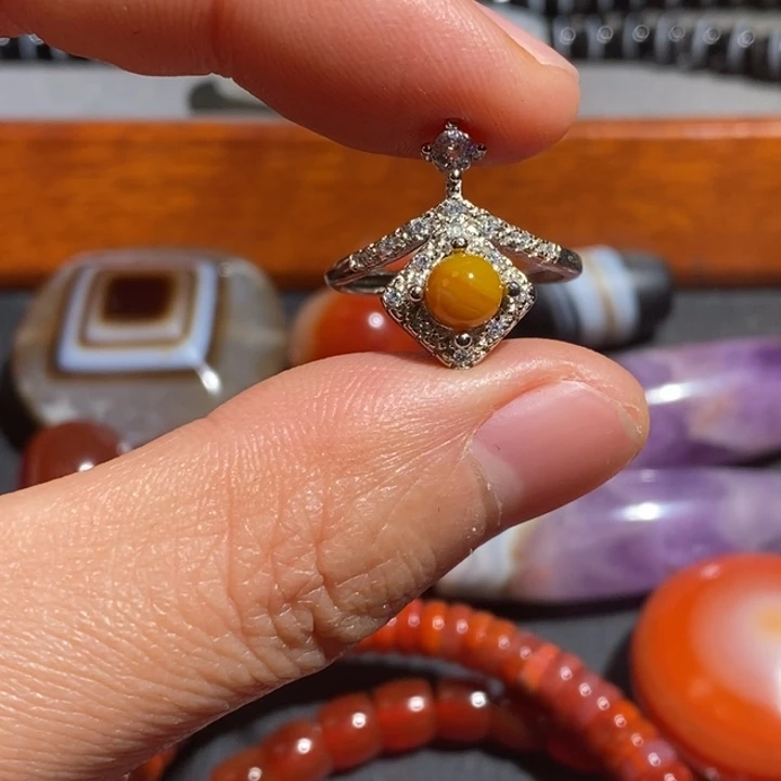 用***7玛瑙/玉髓合金项链