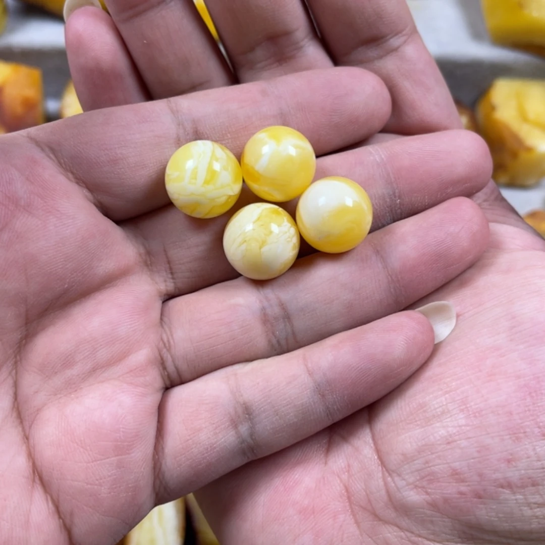 ****头蜜蜡未镶嵌裸石珠子