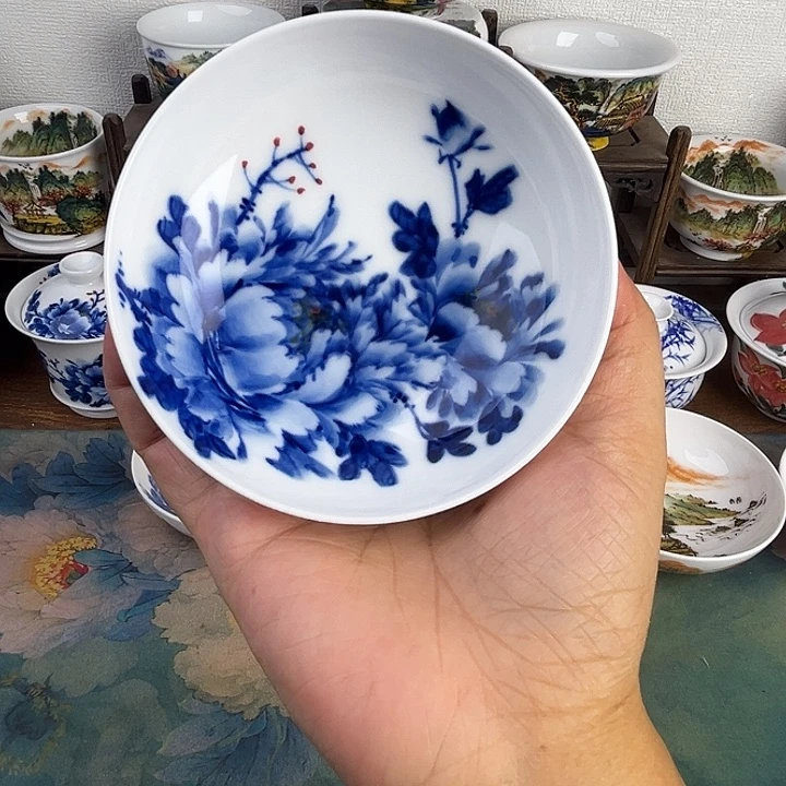 忠意堂釉下彩青花牡丹微瑕不退