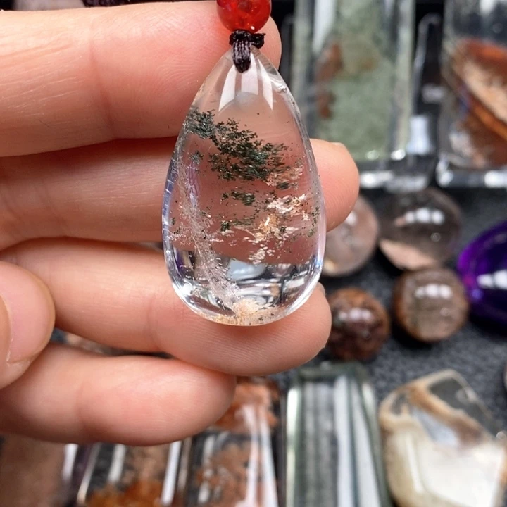 未镶嵌颈饰水晶水晶