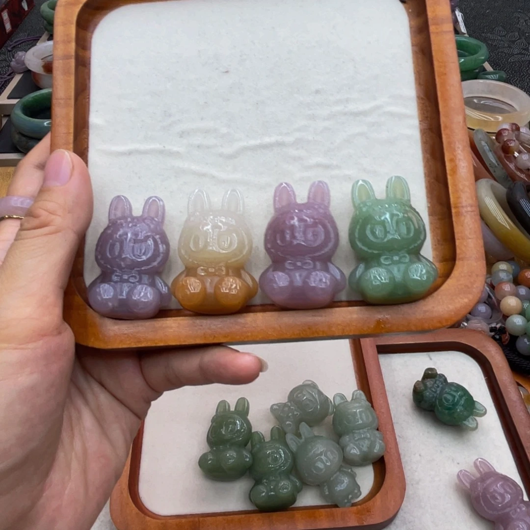 h****石英质玉未镶嵌圈口60