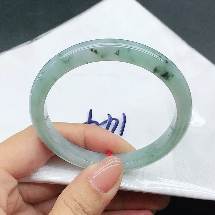 未镶嵌手镯翡翠144