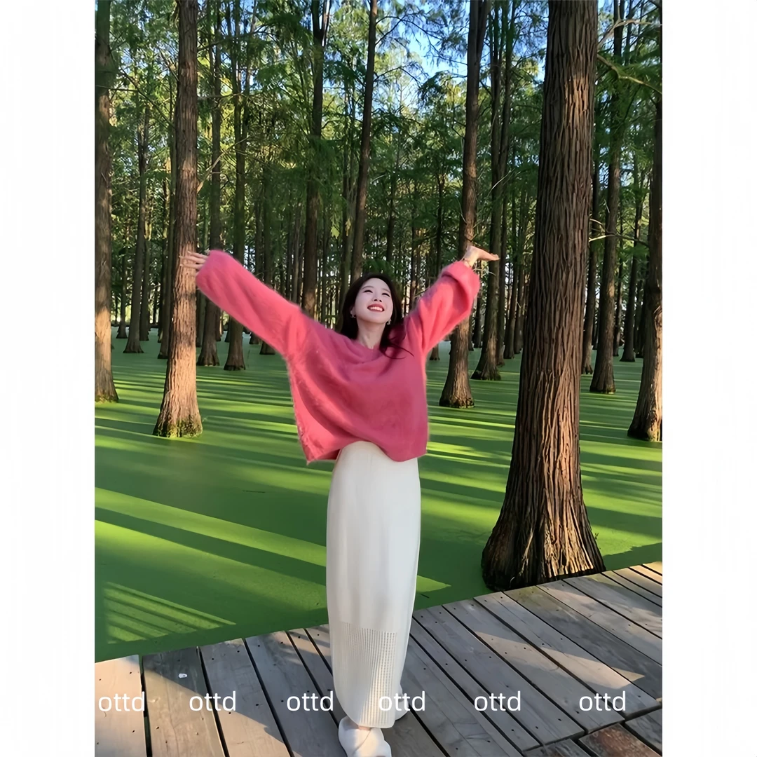 女装秋款爆款2025新款玫红色圆领长袖毛针织衫上衣宽松显瘦半身裙