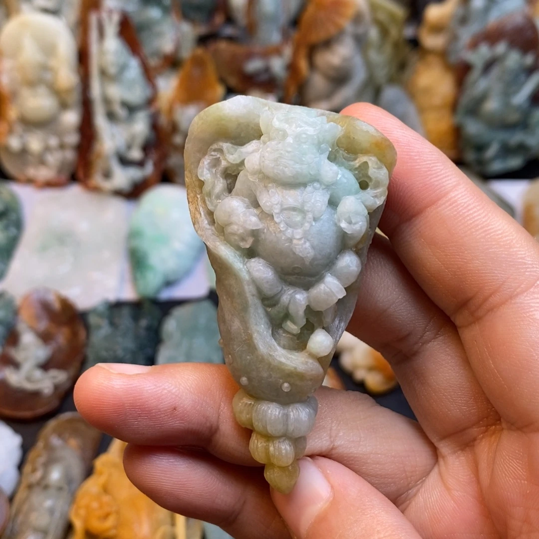 定制翡翠未镶嵌特色14