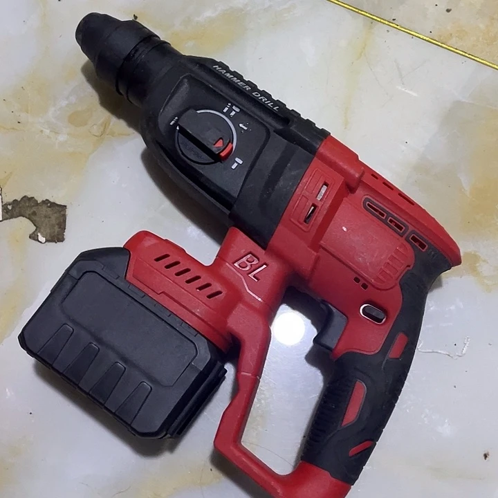 牧田款插脚无刷轻锤一机一电一充