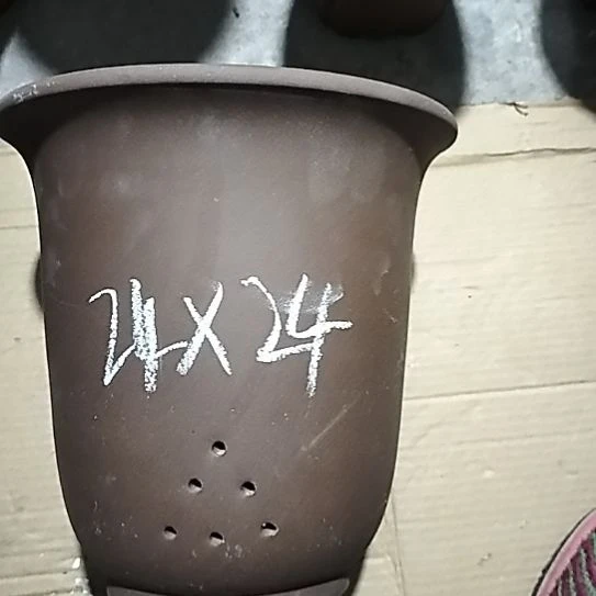 紫砂特大金钟一个