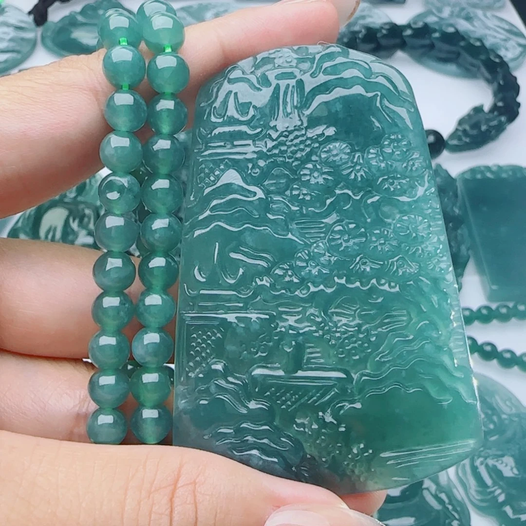 颈饰未镶嵌翡翠多样性发货天然的A货翡翠
