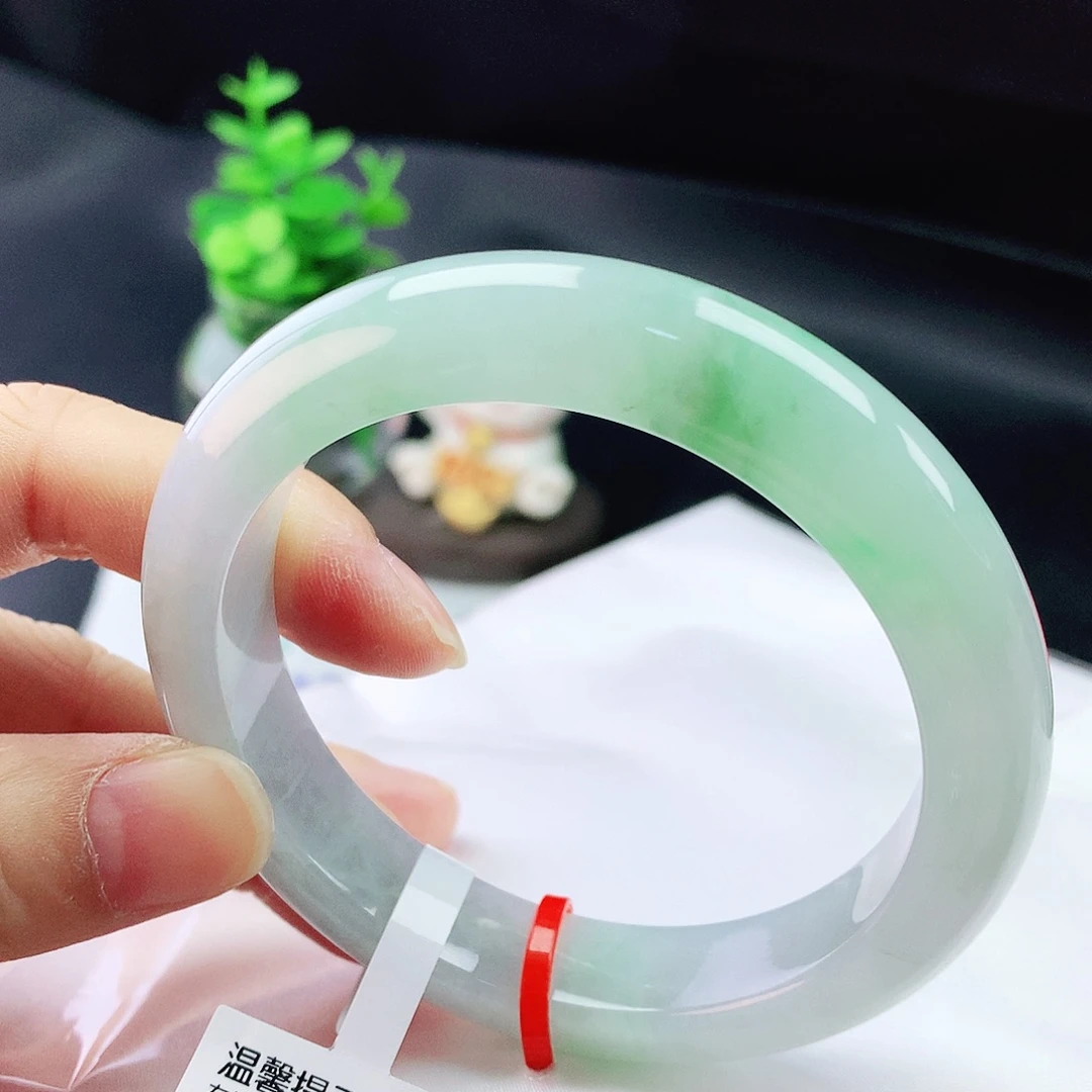 未镶嵌手镯翡翠57圈