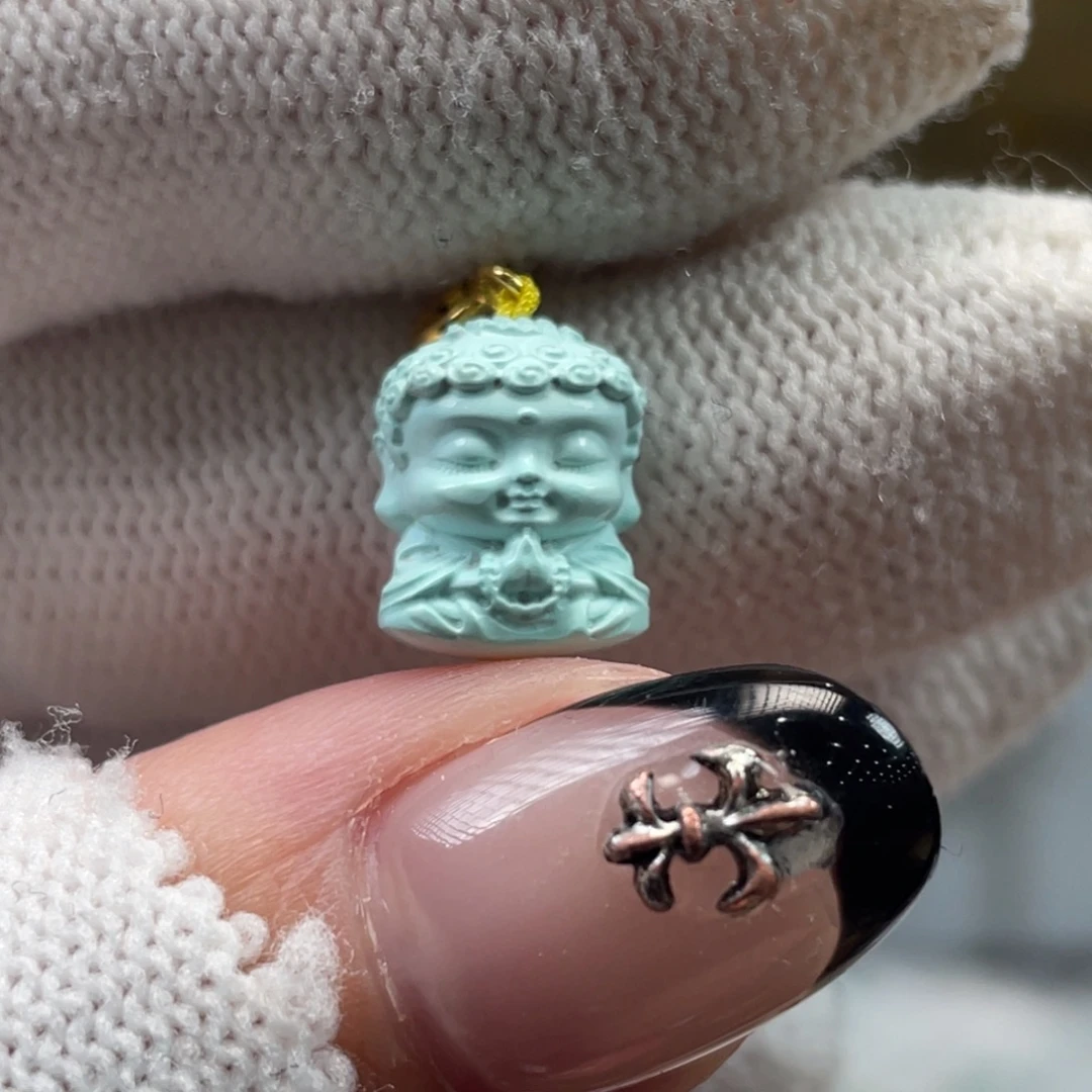 绿松石未镶嵌挂件