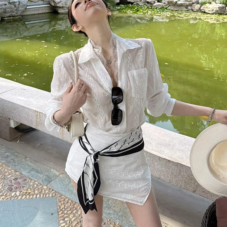 SYJ/舒衣家 法式气质蕾丝拼接白色衬衫上衣女设计感绝美半裙套装
