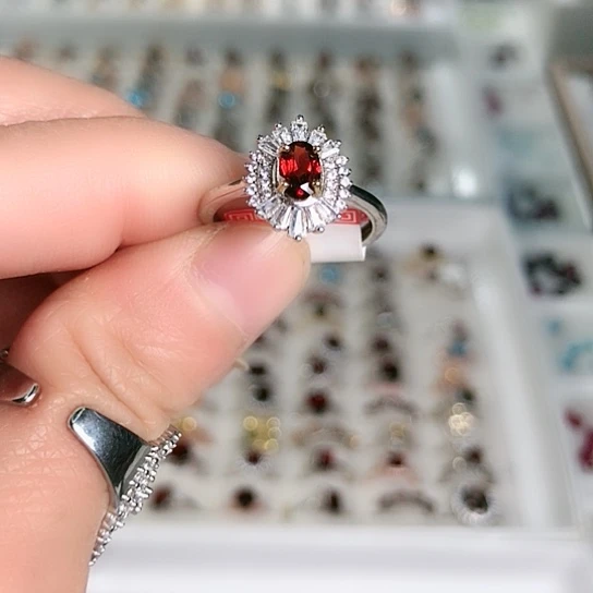 戒指银S925镶嵌石榴石