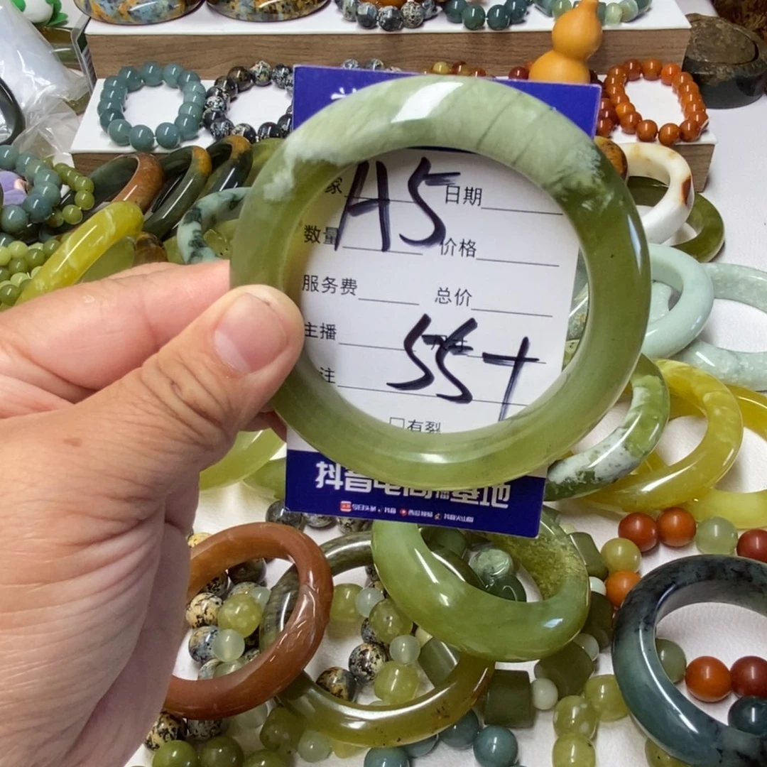 未镶嵌蛇纹石玉手镯