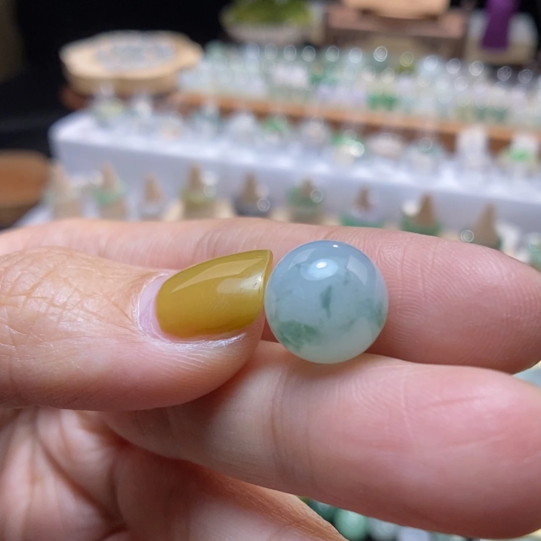 翡翠未镶嵌颈饰12.2飘花