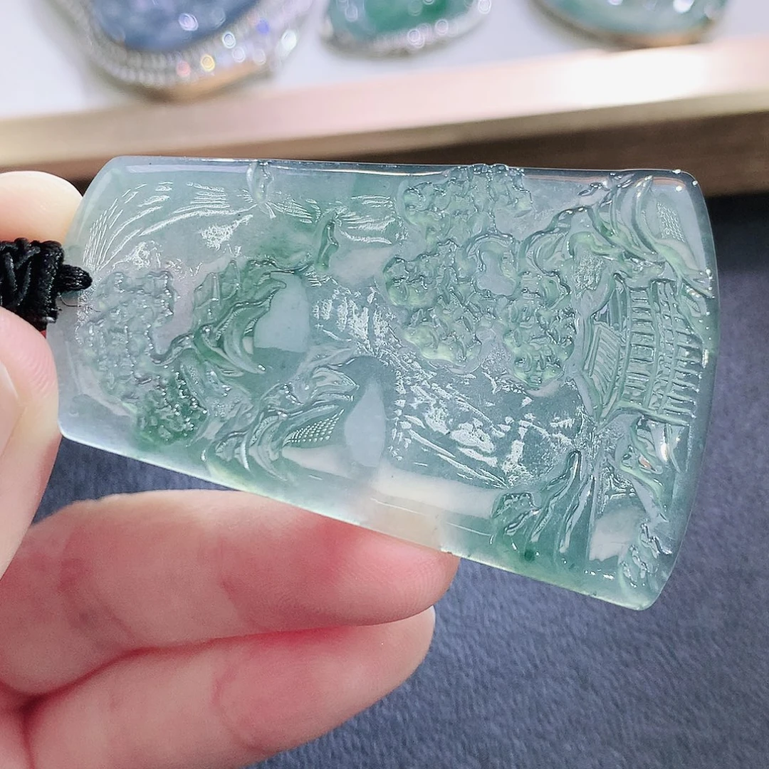 翡翠未镶嵌挂件翡翠