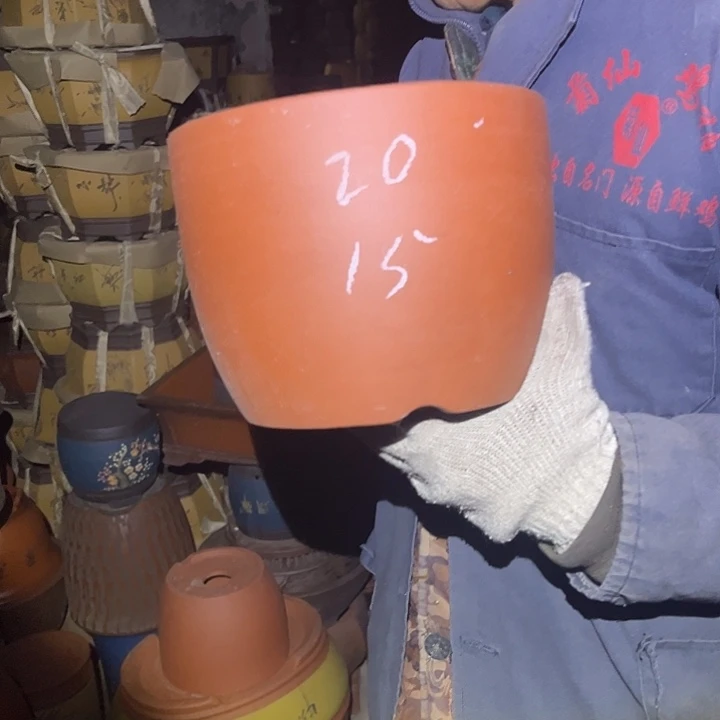 紫砂花盆紫砂花盆和小