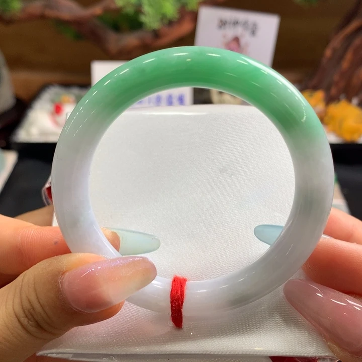翡翠手镯未镶嵌5号