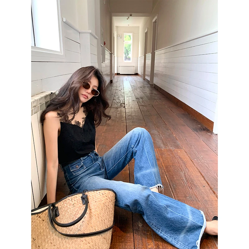 【ALONE SAVOR】龍喜儿 心动 法式花朵蕾丝拼接吊带无袖背心J299