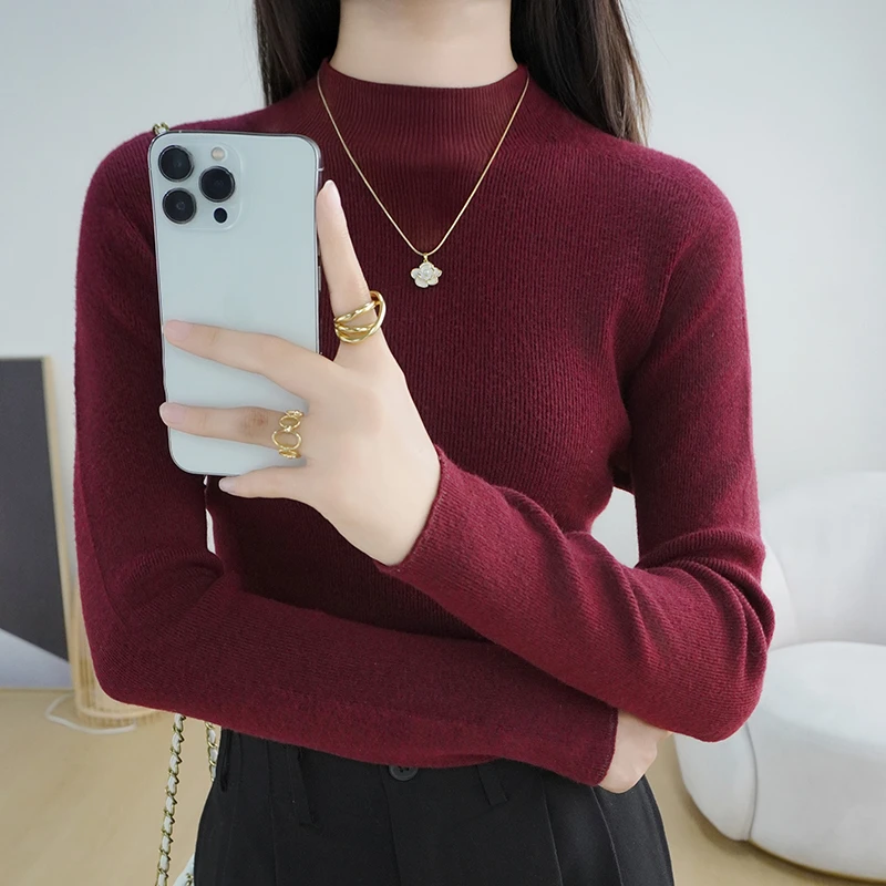 女士半高领毛针织衫修身内搭打底衫
