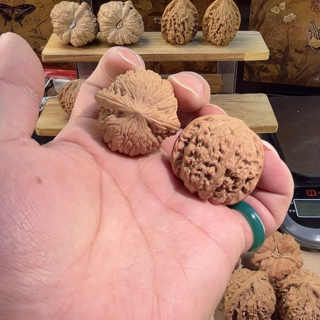 把件文玩核桃绣球。泥鳅背38