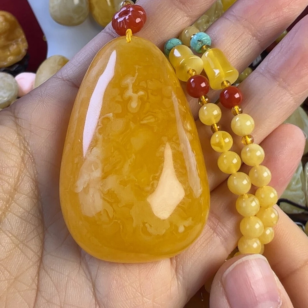 蜜蜡吊坠(赠链)未镶嵌