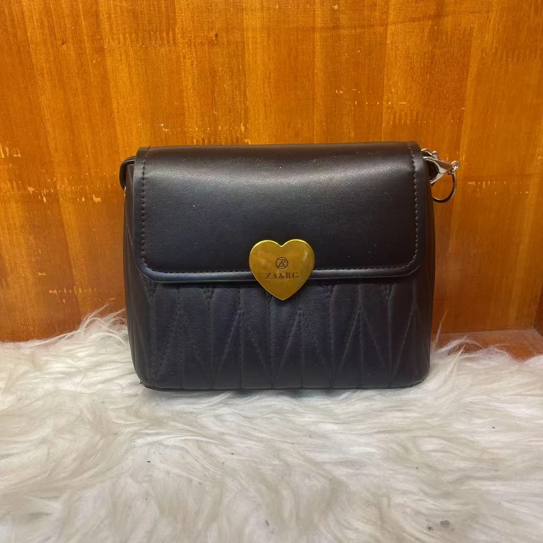 【粉丝福利】时尚百搭潮流女包