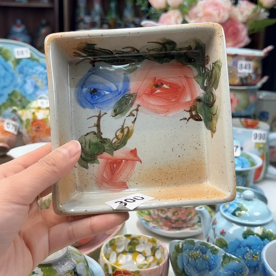 瓷片兔兔好e o o o o o o o o o o o