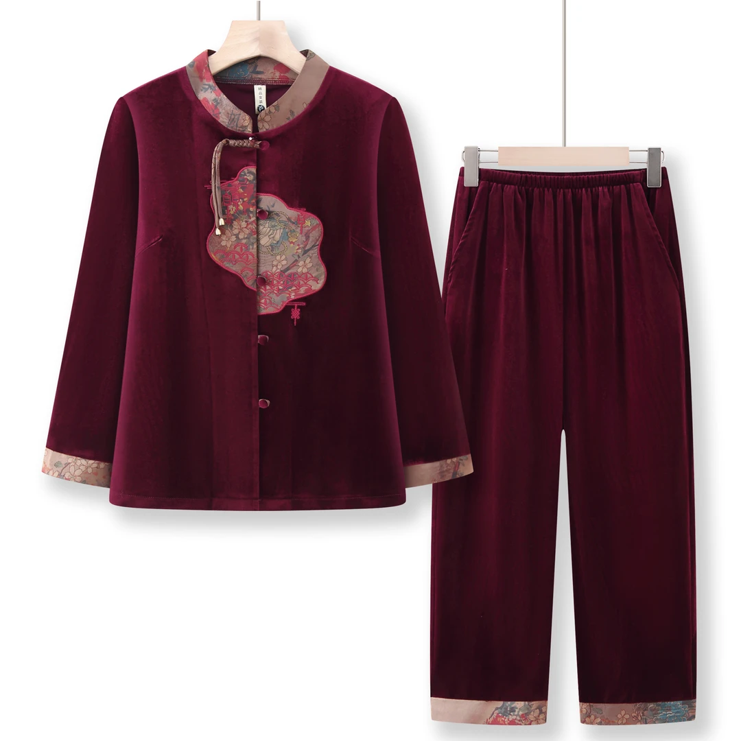 新中式奶奶春装金丝绒套装洋气高贵中老年人女妈妈春秋开衫两件套
