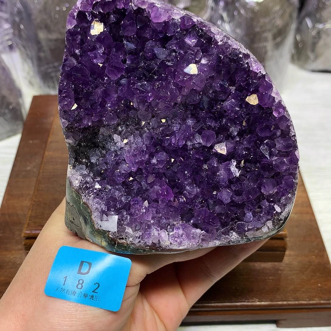 紫晶大型摆件（非配饰）未镶嵌