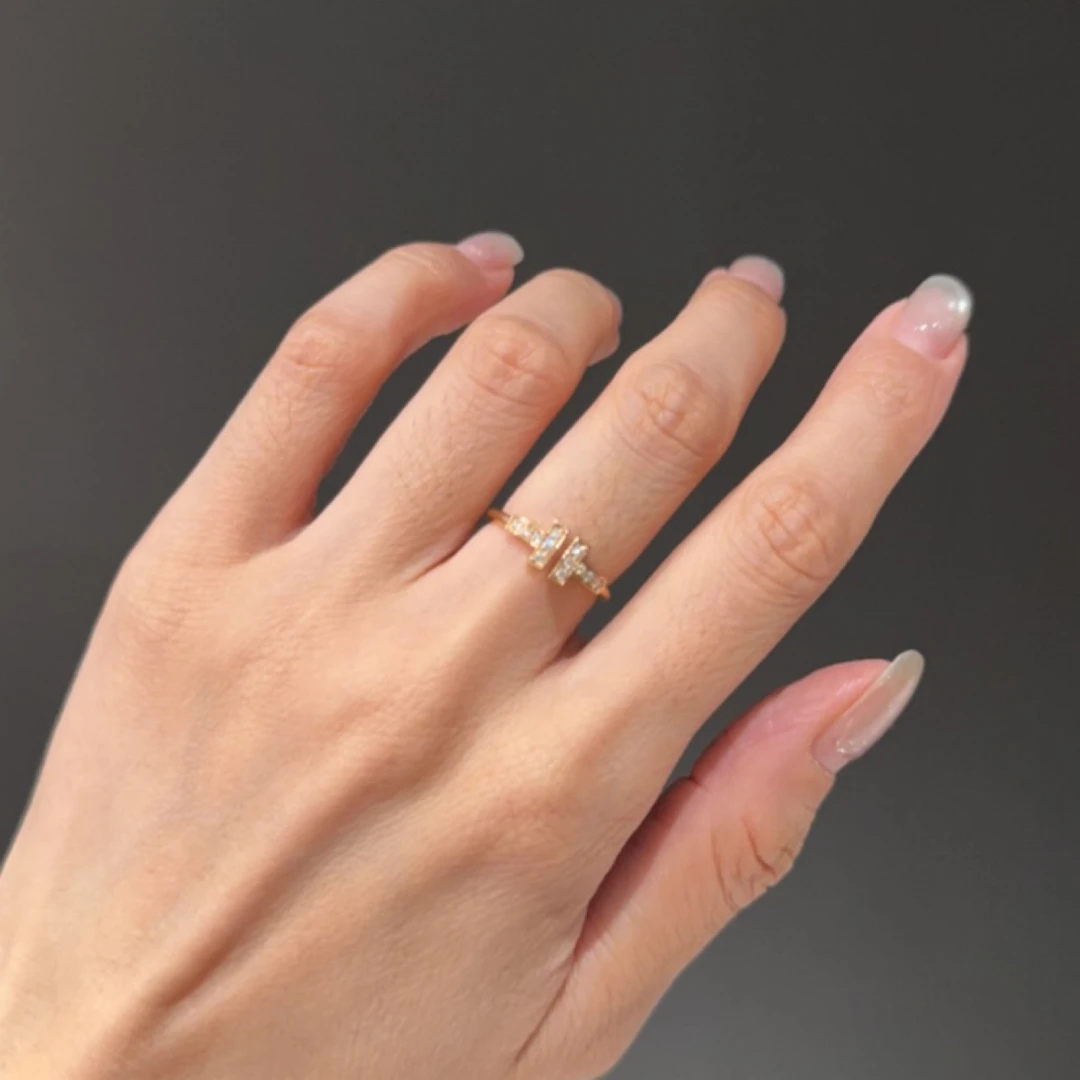 18k金双t钻石戒指（多颜色、多样性发其一）