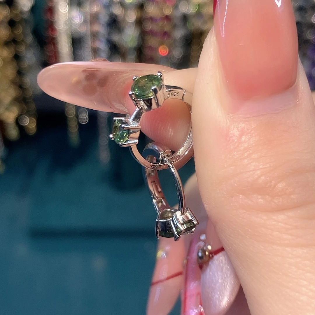 蓝宝石耳饰银S925镶嵌