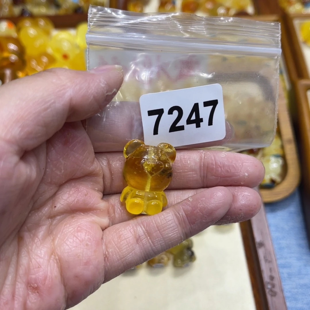 未镶嵌颈饰琥珀蜜蜡