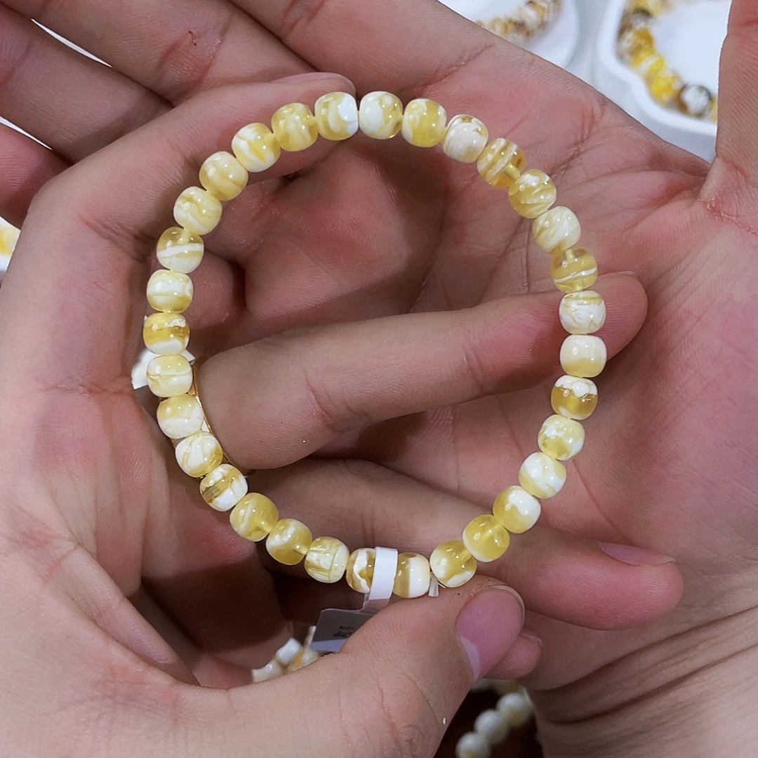 小***咪琥珀未镶嵌手链金白6.5m
