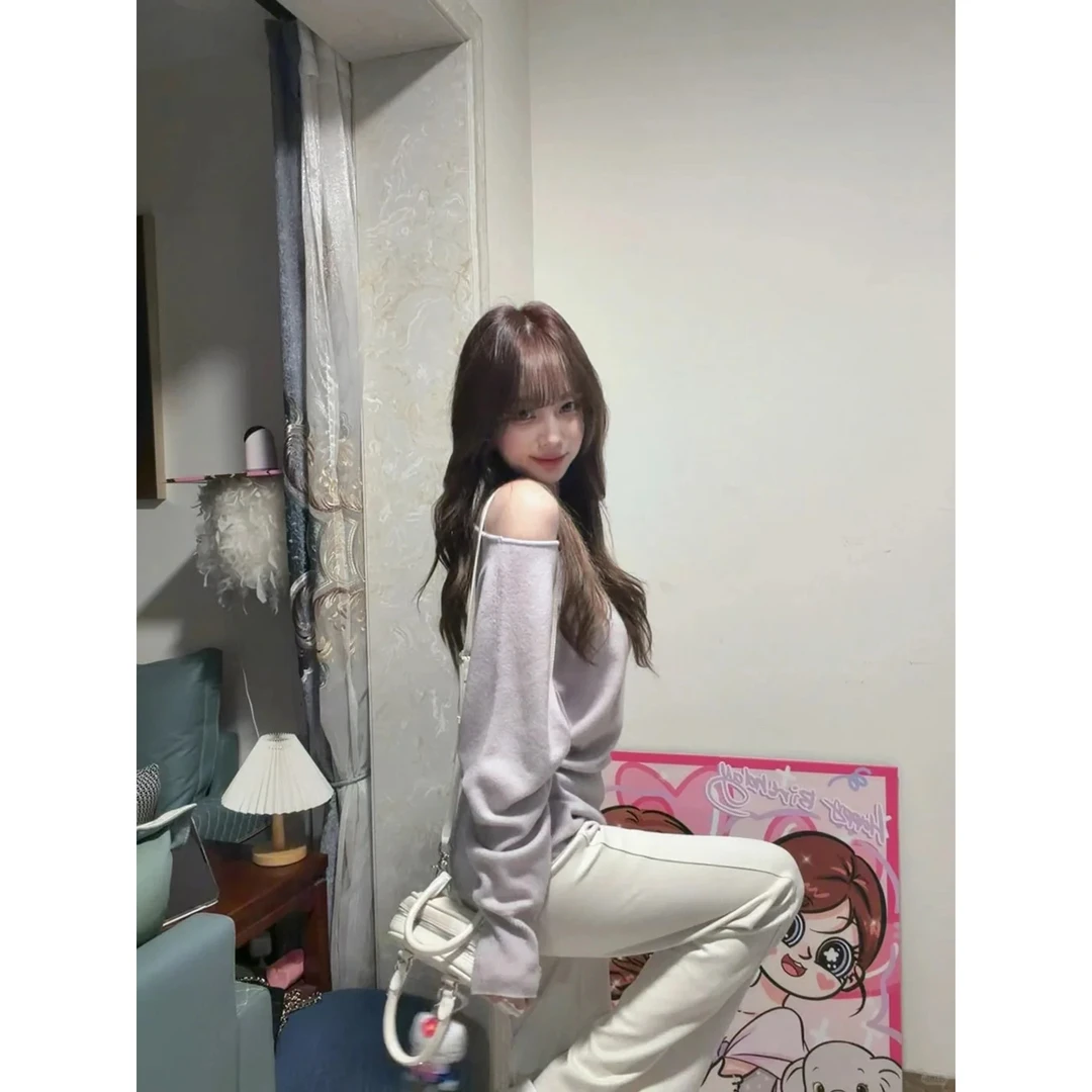斜肩针织衫上衣氛围感别致绝美独特超好看直筒宽松微喇裤休闲裤女
