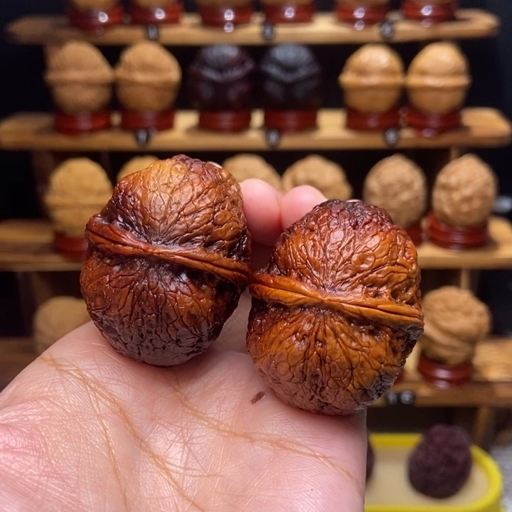 文玩核桃吊坠七彩46