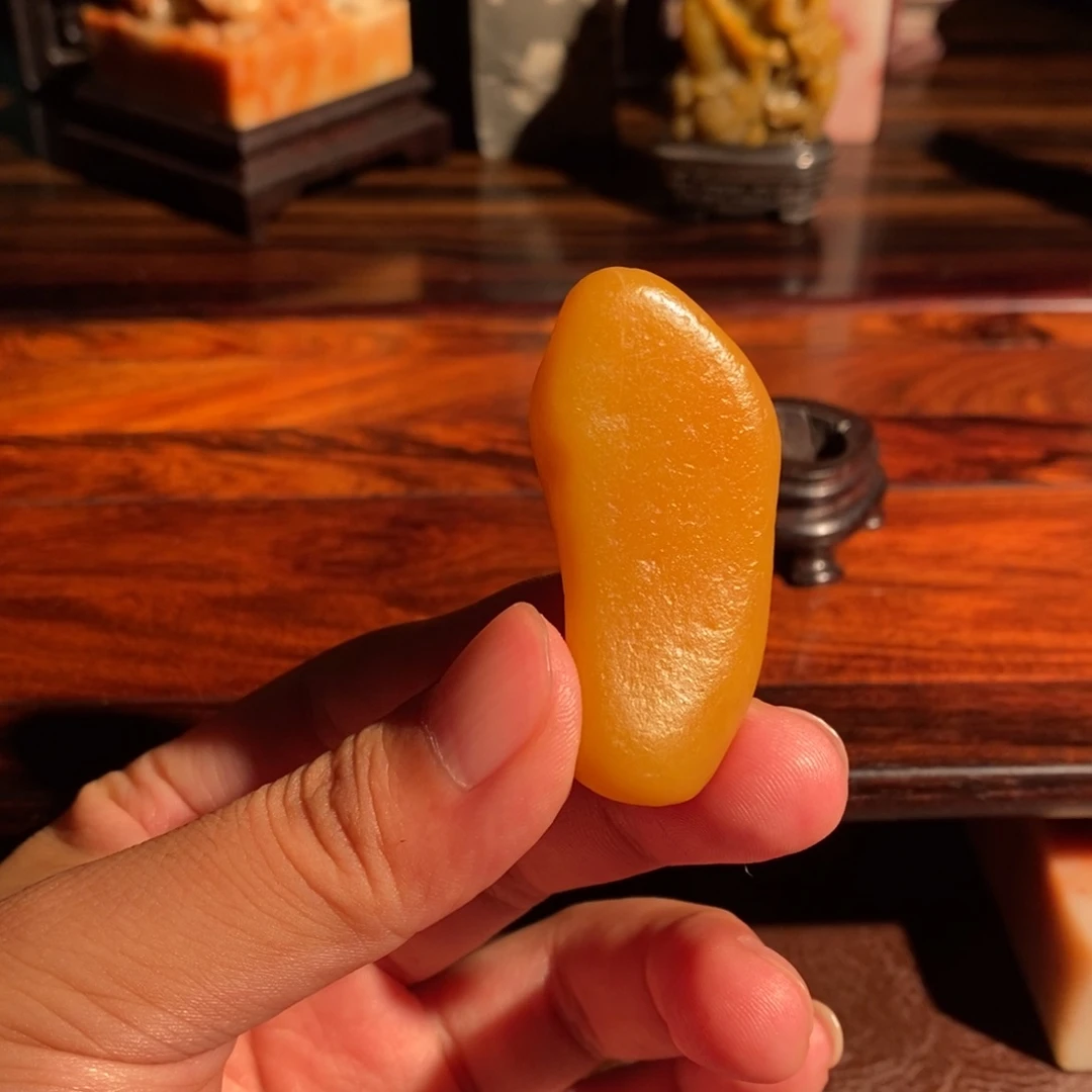 艳***琦寿山石收藏作品石