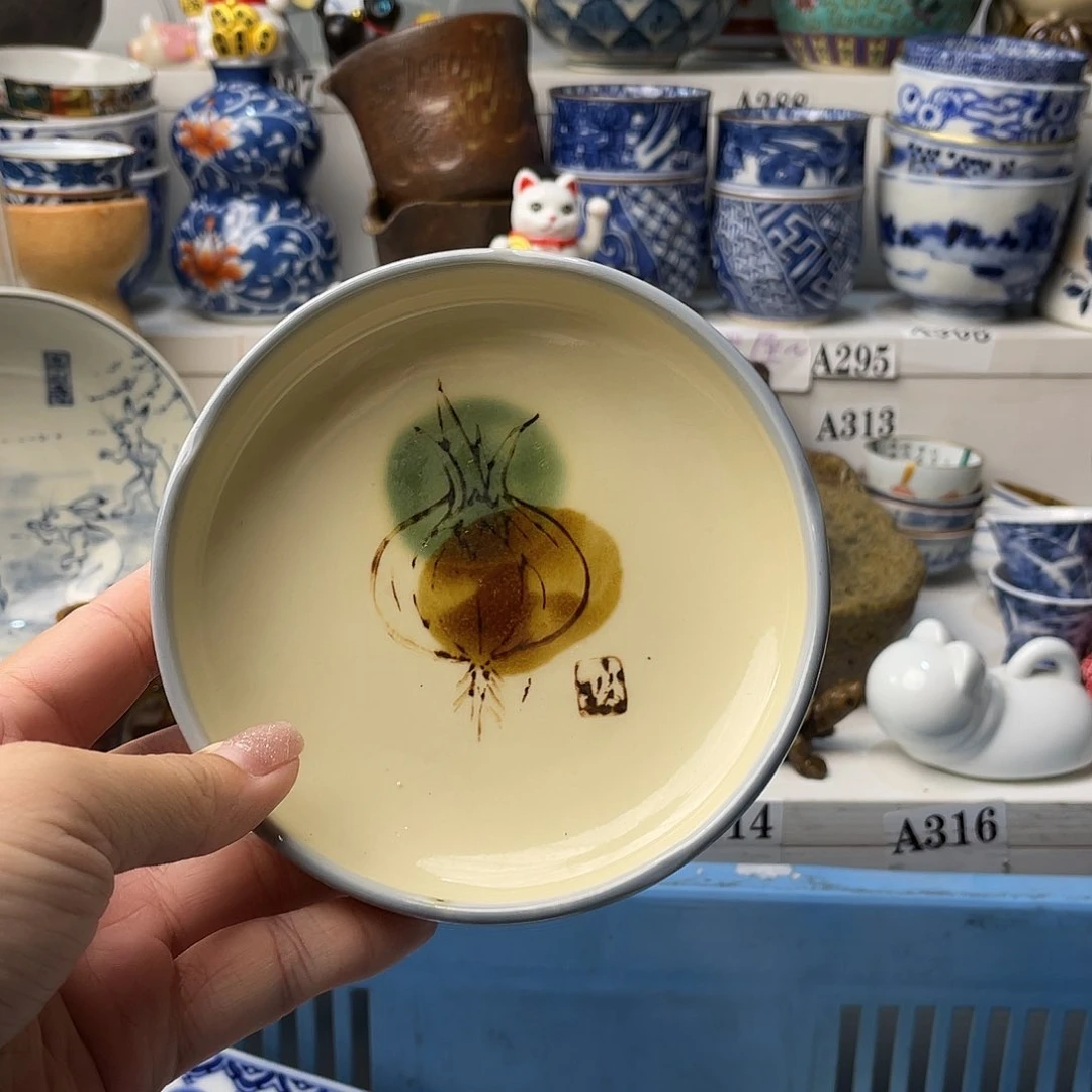 瓷片a***?哈哈哈我要看的时候他的