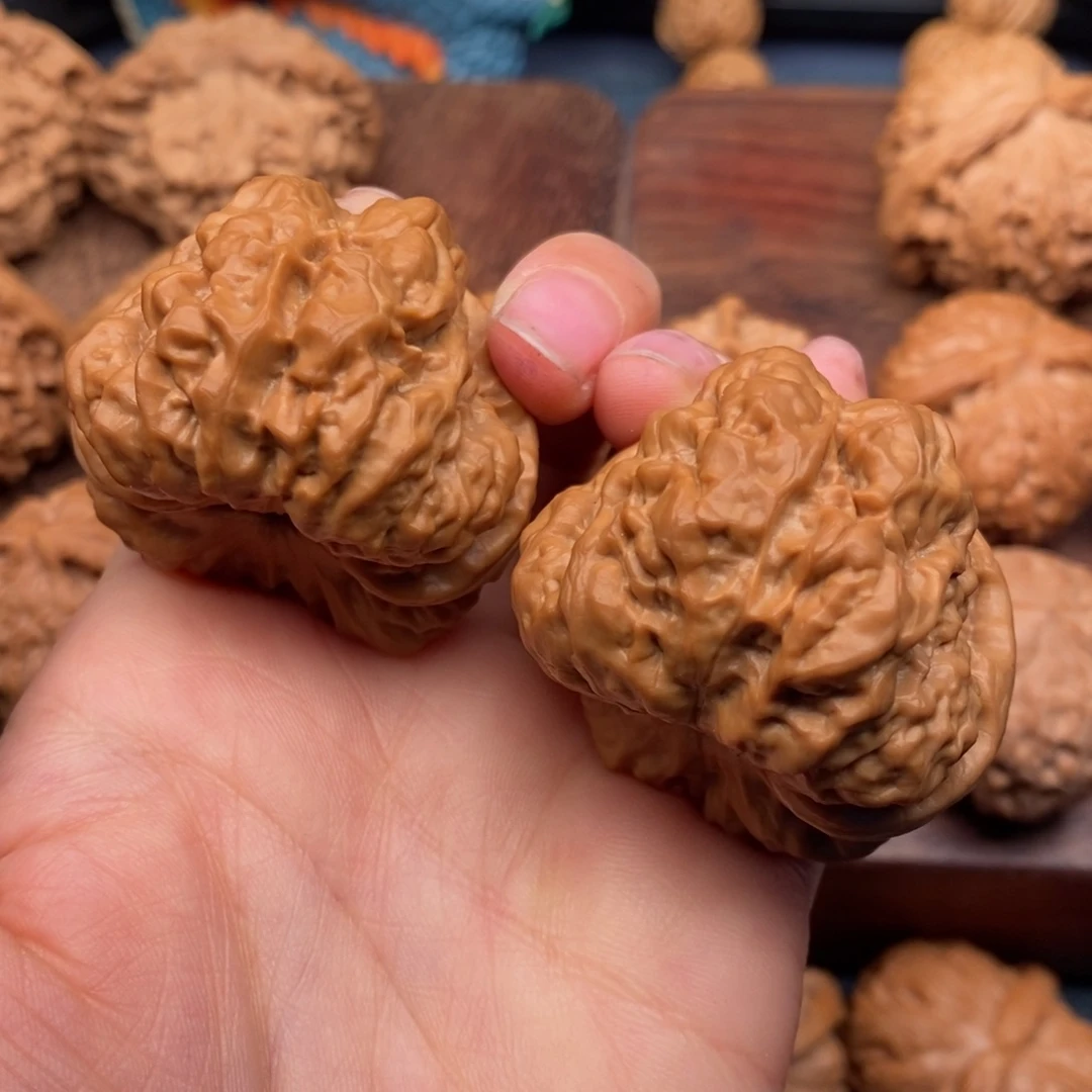 文玩核桃把件42四开背肌肉蛙，精配毕业对